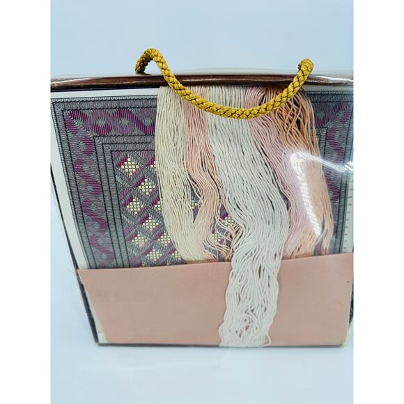 Beautiful Bargello Wedding Ring Cushion Kit Needlework Pillow Vintage Pink White - Picture 4 of 5